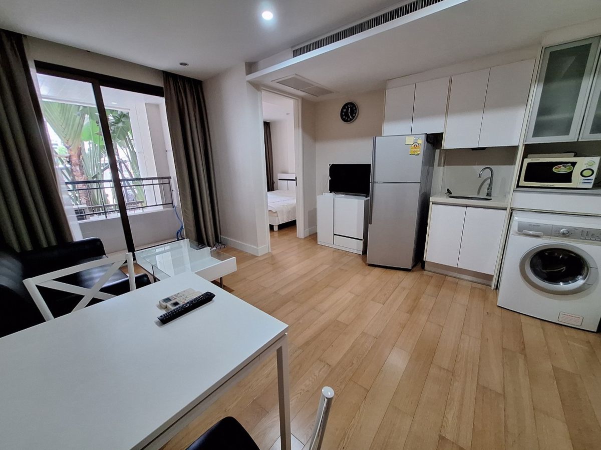 For RentCondoSathorn, Narathiwat : Condo for Rent Coroscio Sathorn Phiphat Collezio Sathorn Pipat near BTS Chong Nonsi Ferre 40 sq.m., 2nd floor, 1 bedroom