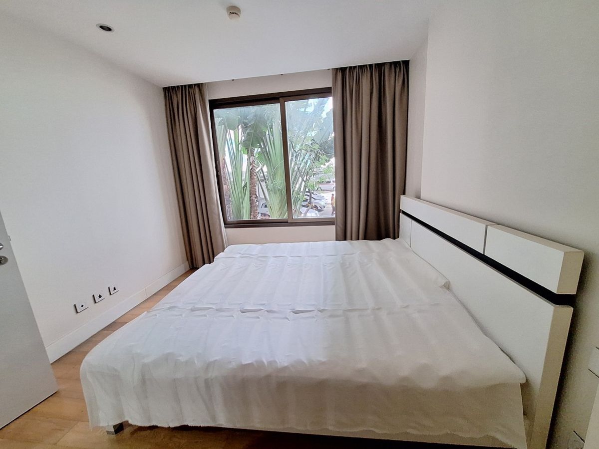 For RentCondoSathorn, Narathiwat : Condo for Rent Coroscio Sathorn Phiphat Collezio Sathorn Pipat near BTS Chong Nonsi Ferre 40 sq.m., 2nd floor, 1 bedroom