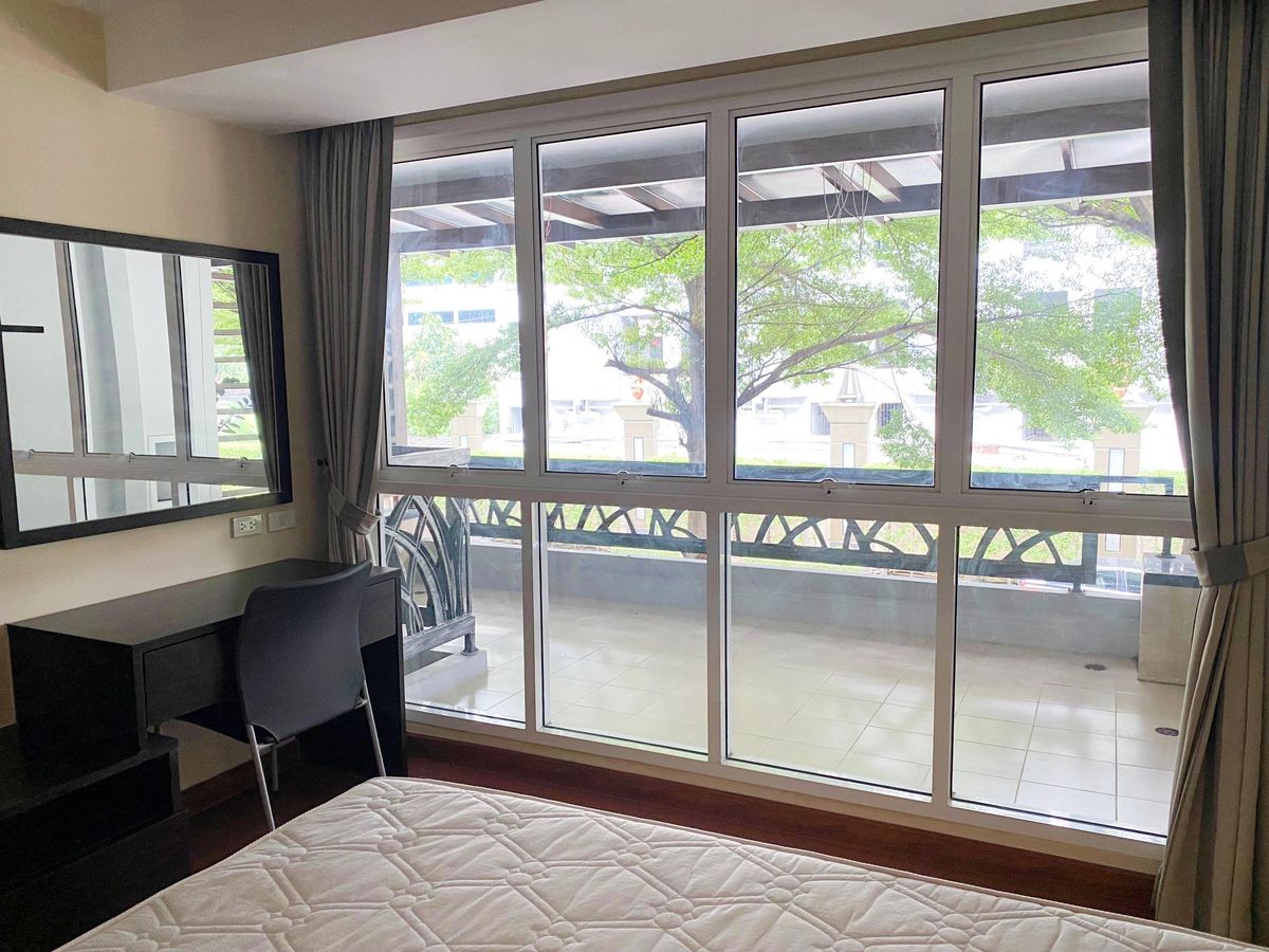 For SaleCondoLadprao101, Happy Land, The Mall Bang Kapi : For sale, Le Champs Premium Lat Phrao 112 condo, 1 bedroom, 45 sqm., like new, never rented out.