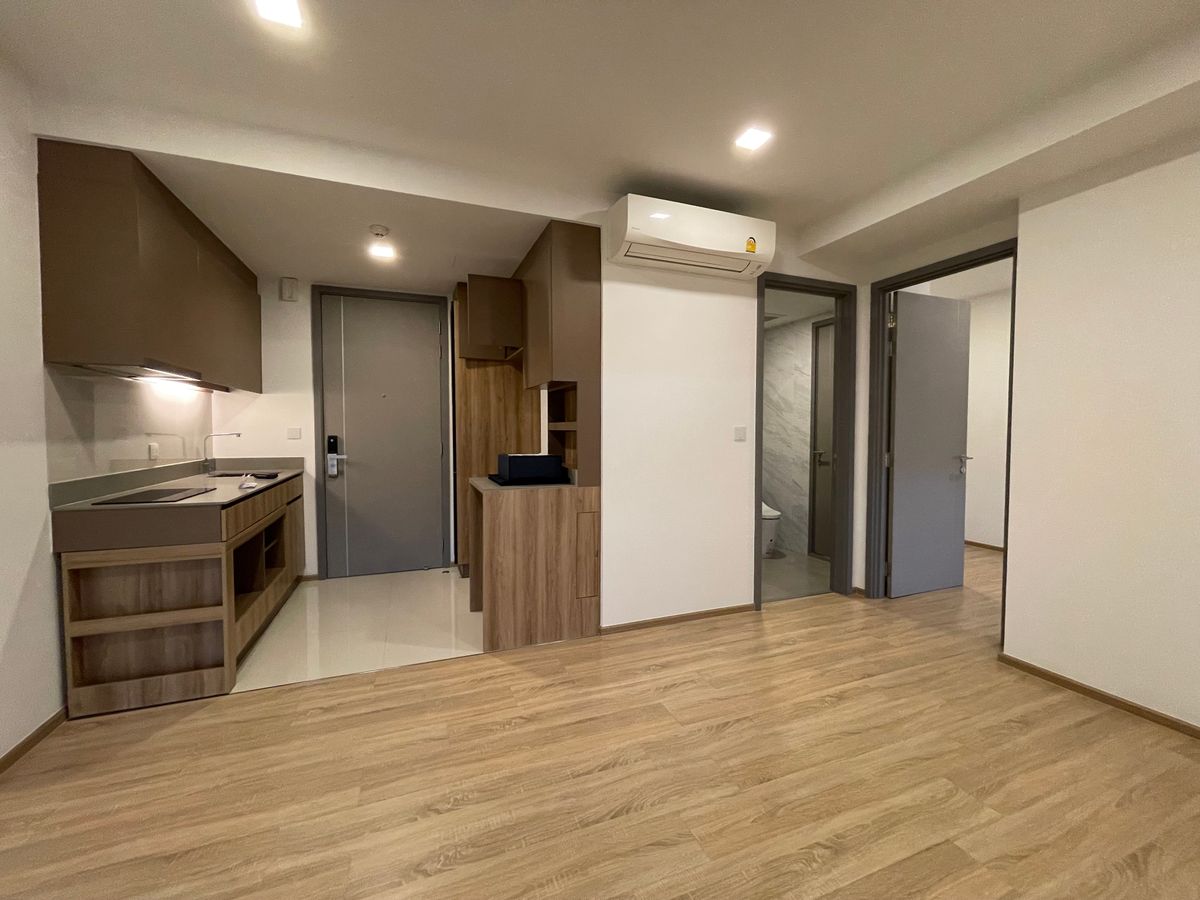 ขายคอนโดสุขุมวิท อโศก ทองหล่อ : For Sale: Condo Taka Haus Ekkamai (S15-9316)