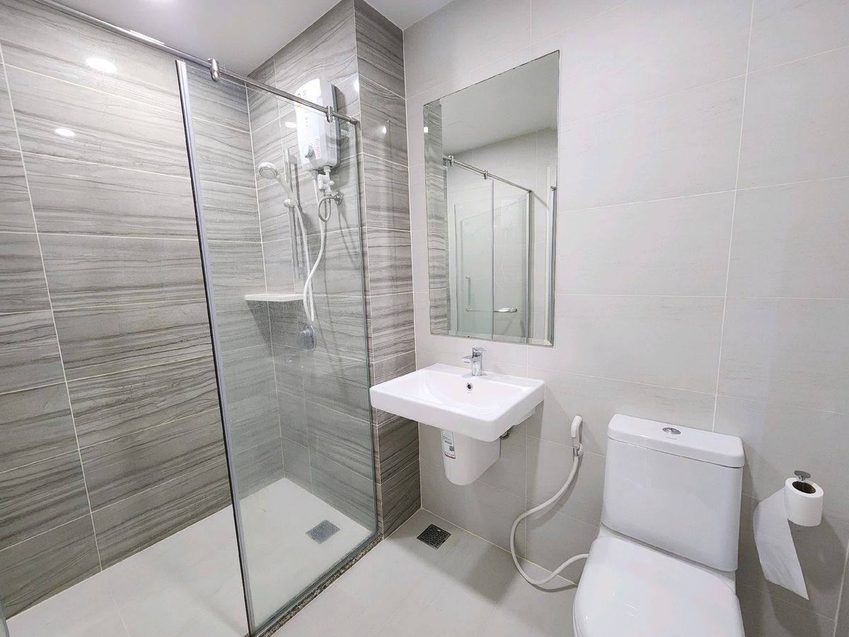 For RentCondoSamut Prakan,Samrong : Condo for rent, Supalai, Weeranda Sukhumvit 117, appoint a room 👉Line: @pfbkk