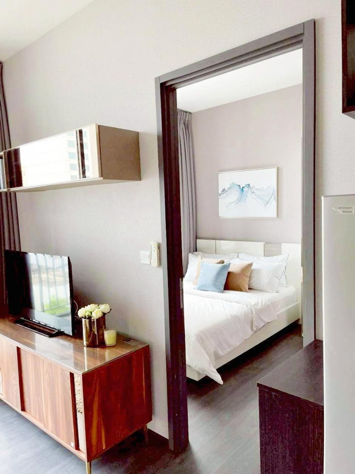 ขายคอนโดสุขุมวิท อโศก ทองหล่อ : ขาย Edge สุขุมวิท 23 1 ห้องนอน 30.5 ตร.ม. รีโนเวทใหม่ เฟอร์นิเจอร์ครบ