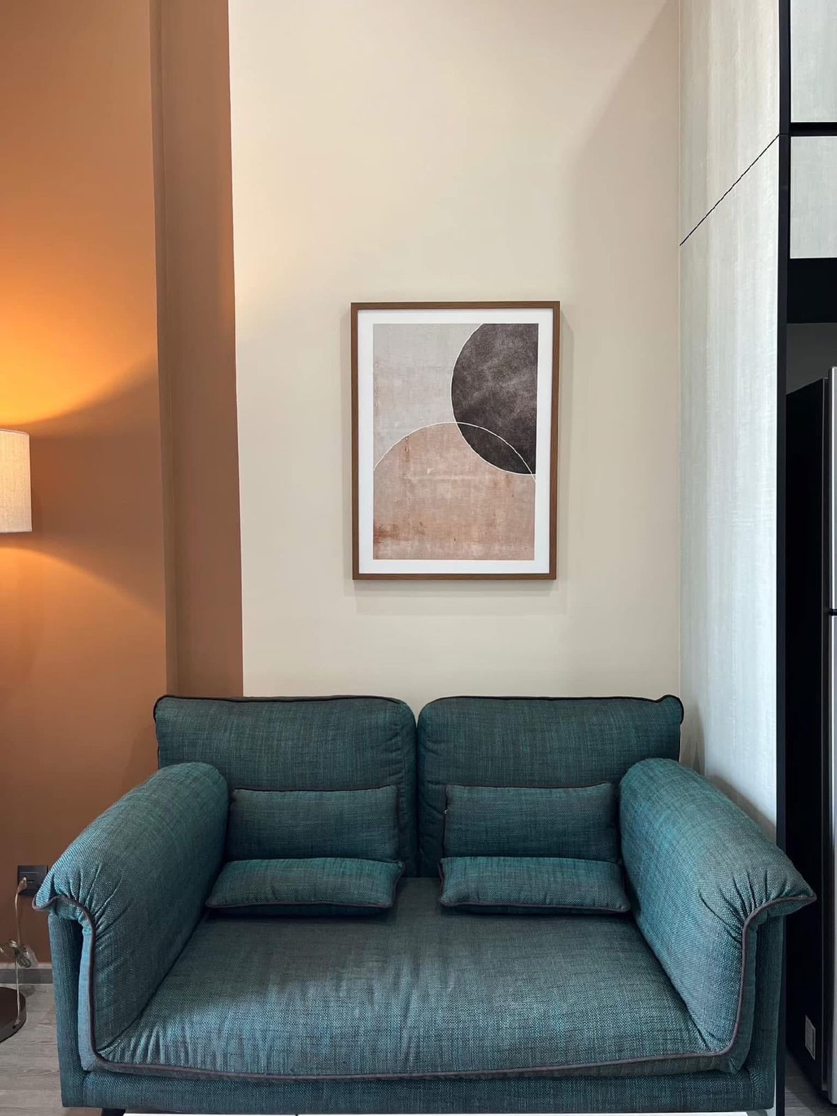 For RentCondoOnnut, Udomsuk : Luxurious condo for rent, 3.4 meters ceiling height, only 250 meters from BTS Punnawithi, near True Digital Park. The Line Condo Sukhumvit 101 