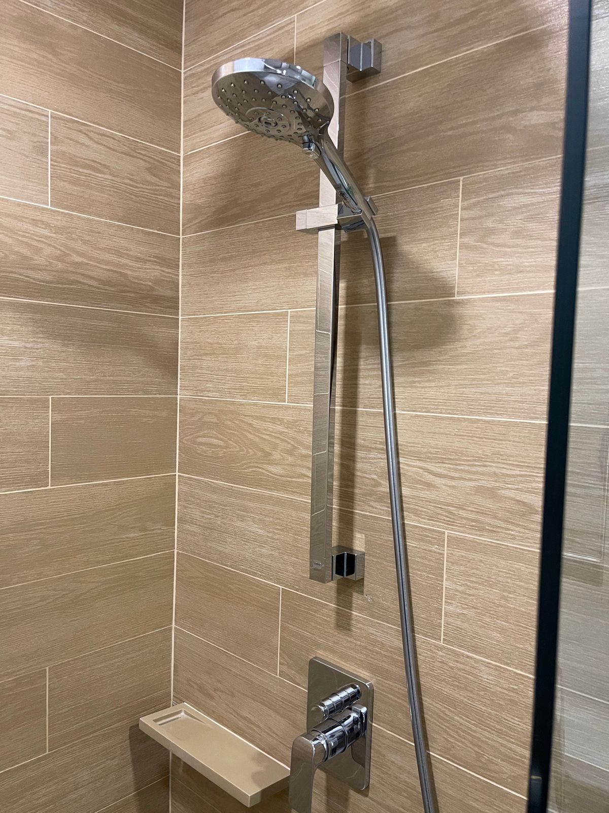 ขายคอนโดสุขุมวิท อโศก ทองหล่อ : For Sale: Condo Taka Haus Ekkamai (S15-9316)