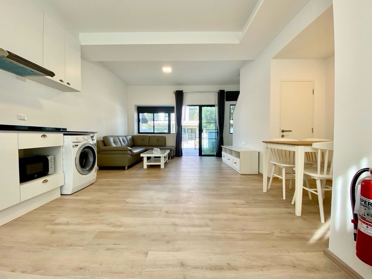 For RentTownhomeBangna, Bearing, Lasalle : ✅ House for Rent ✅ Indy 5 Bangna Km.7 🔥Close to Mega Bangna