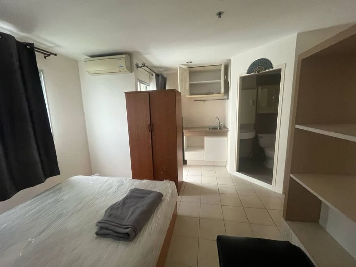 ให้เช่าคอนโดนวมินทร์ รามอินทรา : 6,000 Baht/Month Lumpini Condo Town รามอินทรา-นวมินทร์ (ห้องมุม)