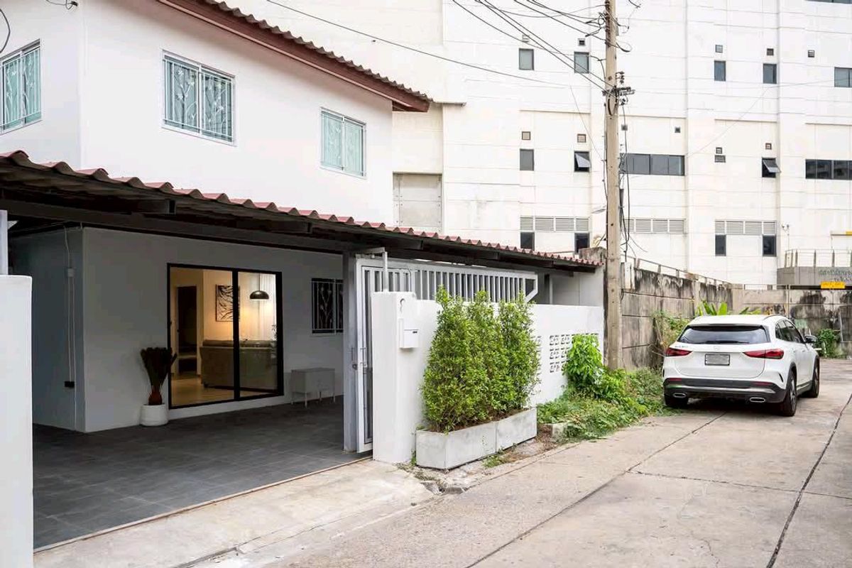 ให้เช่าบ้านรัชดา ห้วยขวาง : บ้านเช่า บ้านเดี่ยว โซนห้วยขวาง สุทธิสาร