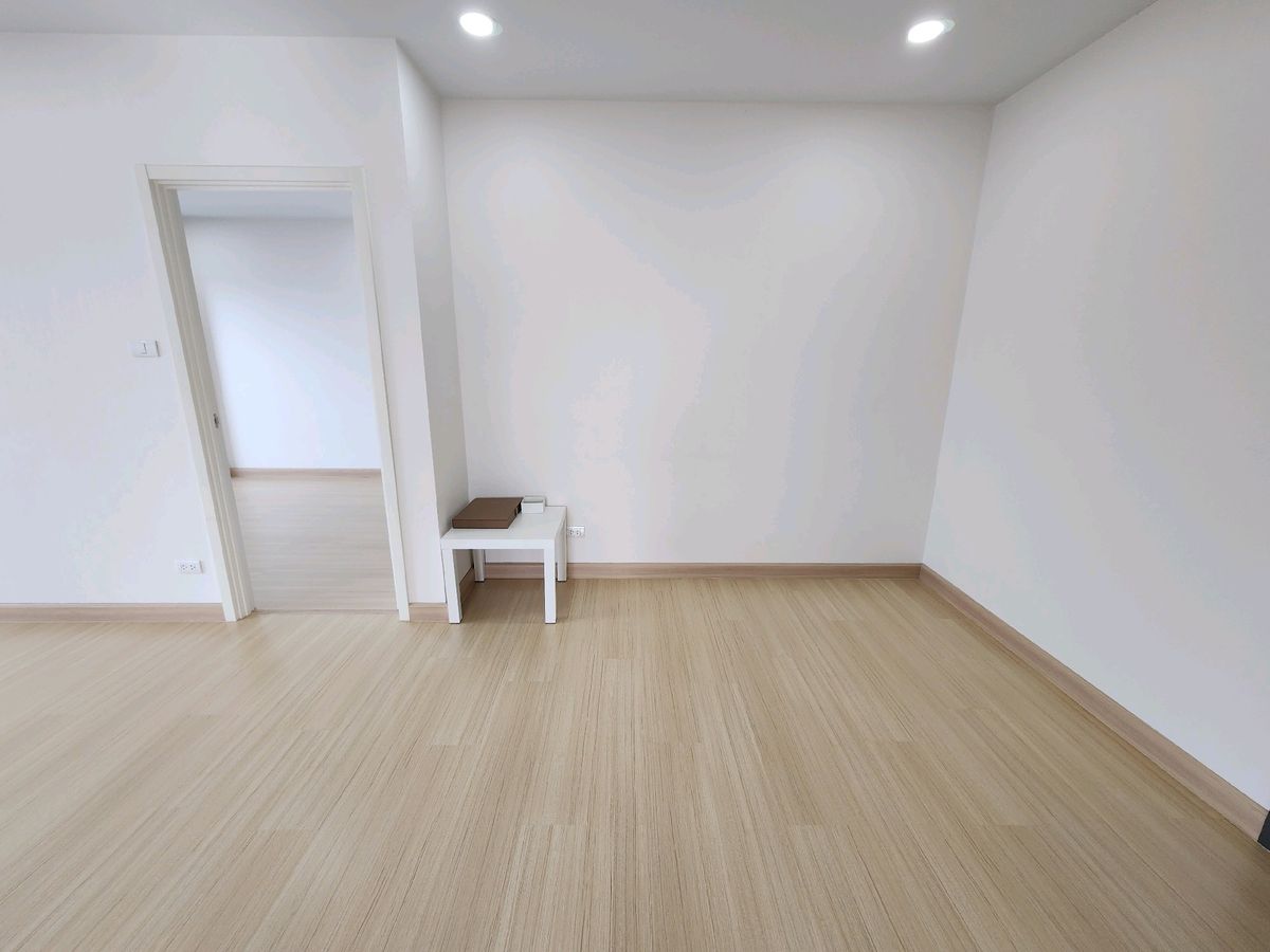 For SaleCondoSamut Prakan,Samrong : Condo for sale, Supalai, Weeranda Sukhumvit 117, an appointment to see the room 👉Line: @pfbkk