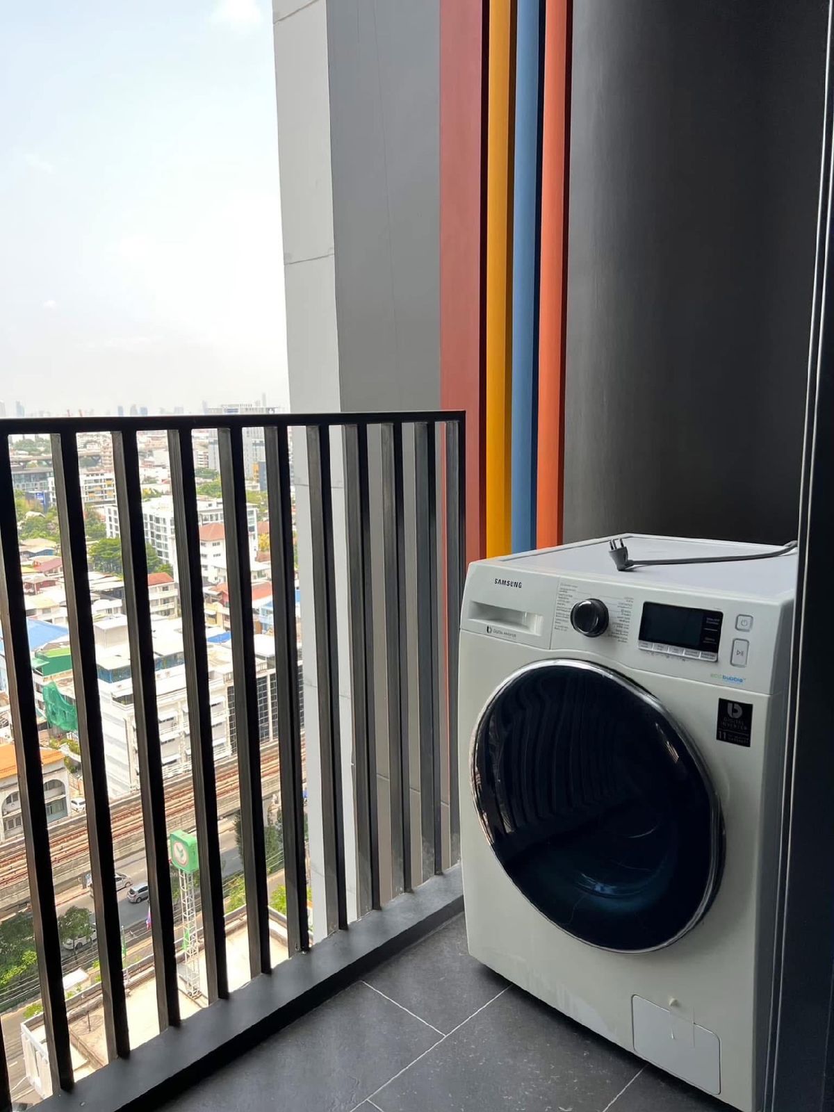 For RentCondoOnnut, Udomsuk : Luxurious condo for rent, 3.4 meters ceiling height, only 250 meters from BTS Punnawithi, near True Digital Park. The Line Condo Sukhumvit 101 