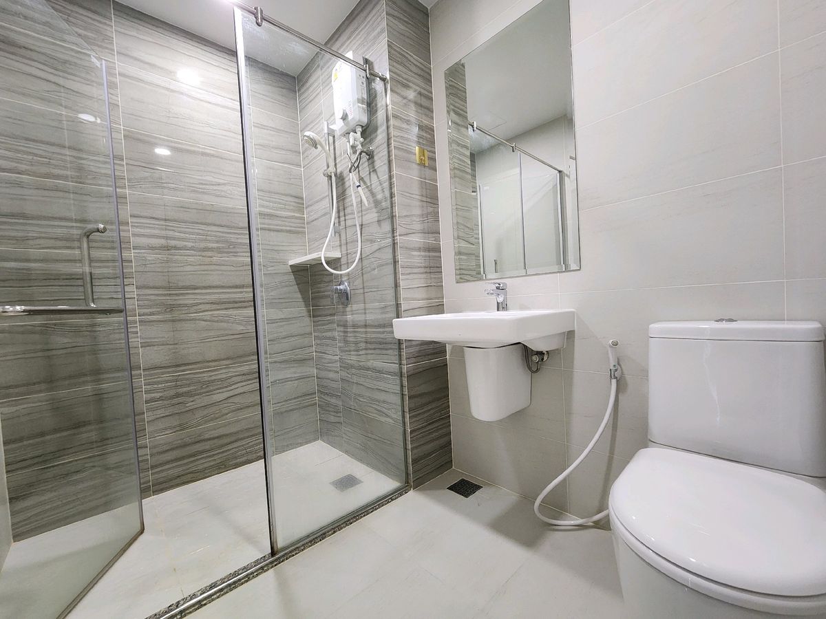 For SaleCondoSamut Prakan,Samrong : Condo for sale, Supalai, Weeranda Sukhumvit 117, an appointment to see the room 👉Line: @pfbkk