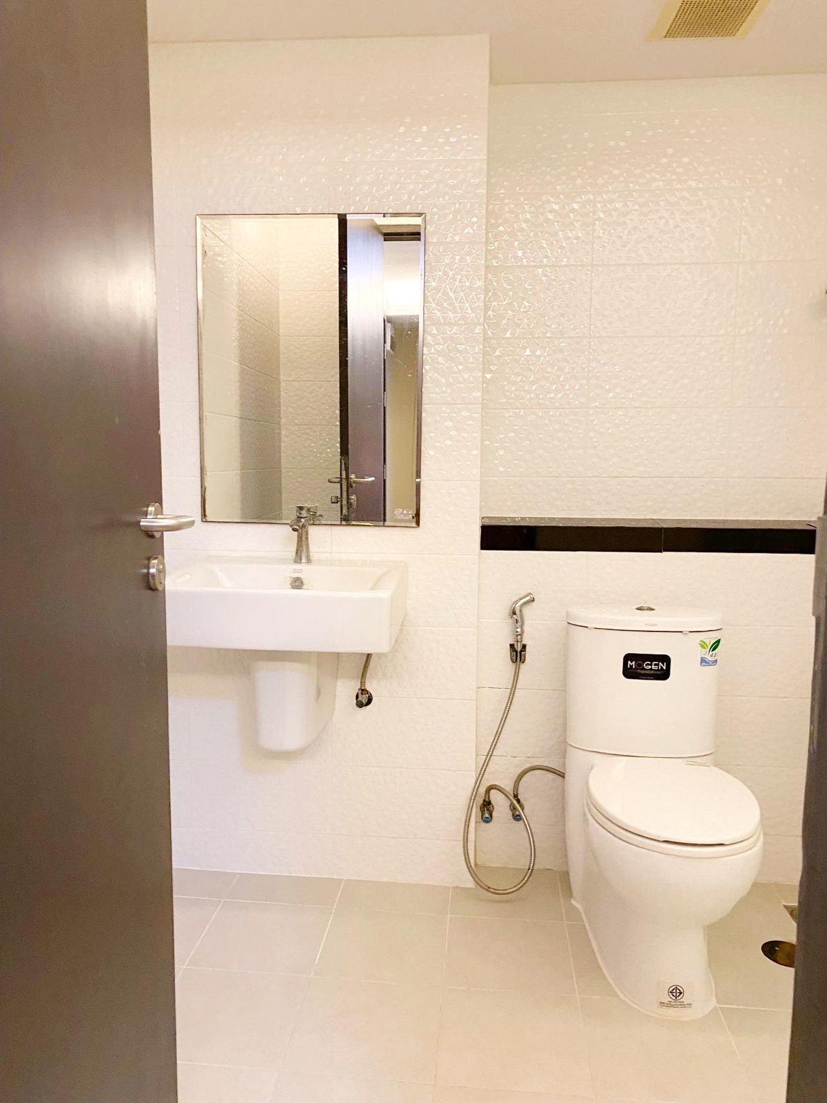 For SaleCondoLadprao101, Happy Land, The Mall Bang Kapi : For sale, Le Champs Premium Lat Phrao 112 condo, 1 bedroom, 45 sqm., like new, never rented out.