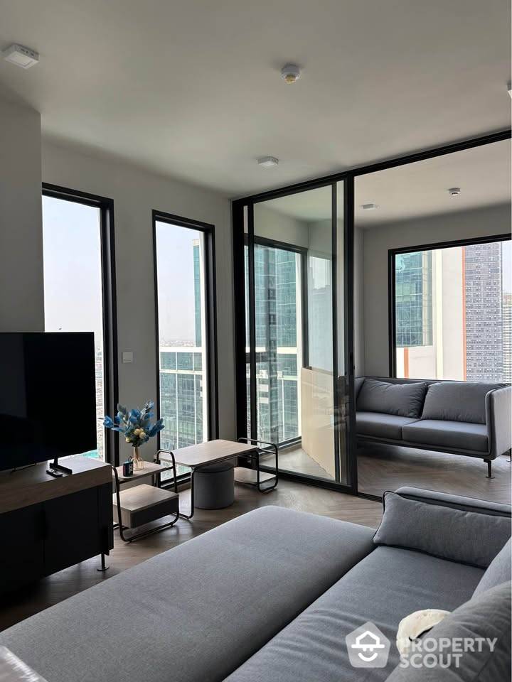 For RentCondoSiam Paragon ,Chulalongkorn,Samyan : 2-BR Condo at Chapter Chula-Samyan near MRT Sam Yan