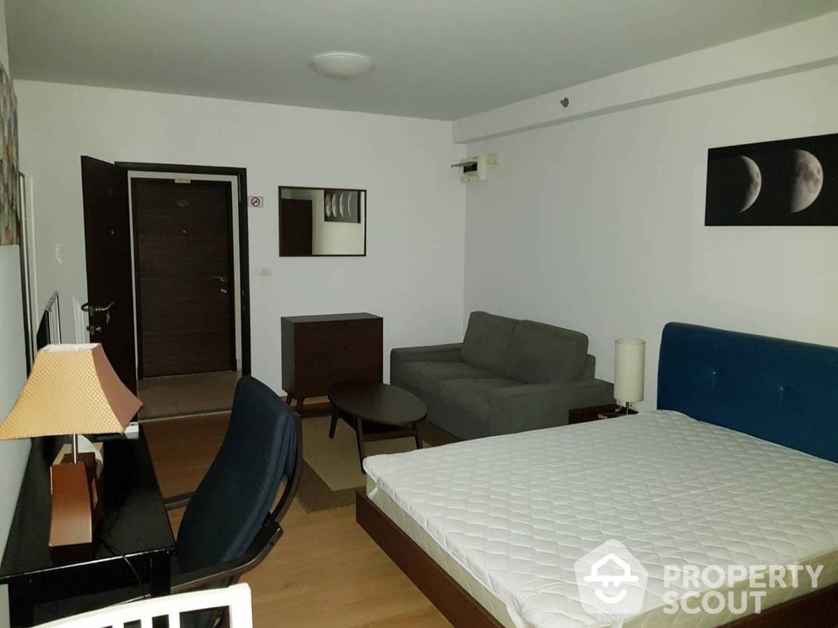 For SaleCondoRama9, Petchburi, RCA : Studio Condo at Supalai Park Asoke Ratchada near MRT Phra Ram 9