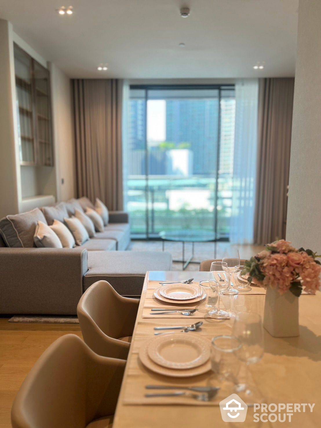 For SaleCondoSukhumvit, Asoke, Thonglor : 2-BR Condo at The Strand Thonglor near BTS Thong Lor