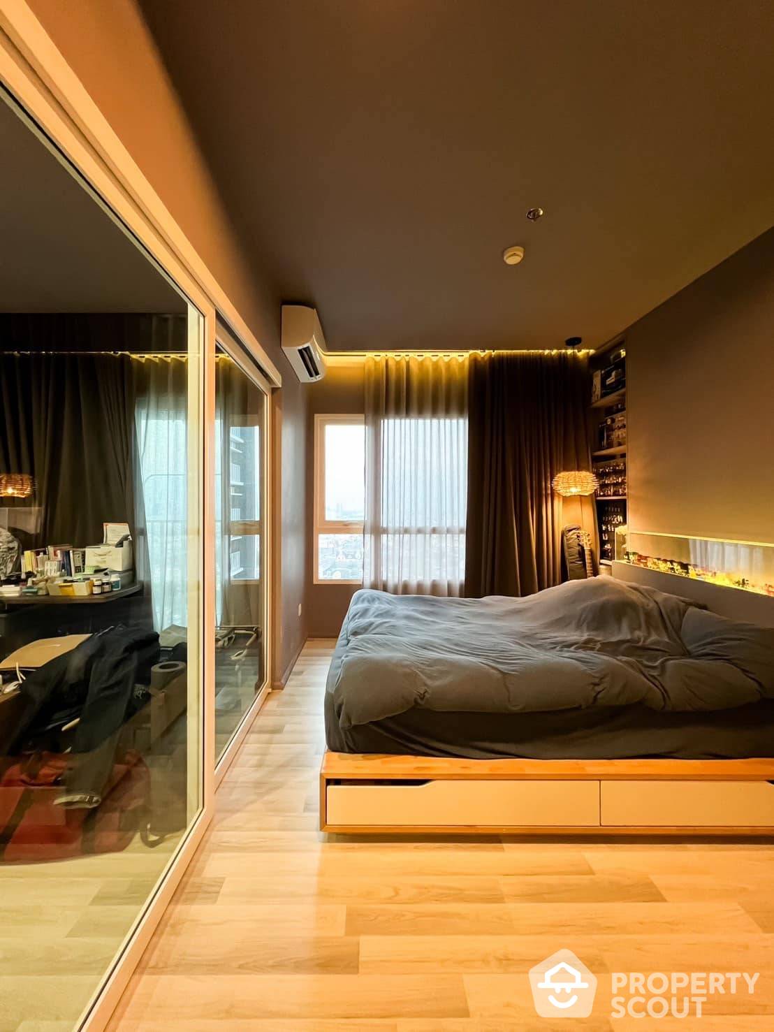 ขายคอนโดสาทร นราธิวาส : คอนโด 1-ห้องนอน ที่ เดอะ คีย์ สาทร - เจริญราษฎร์ ใน บางโคล่