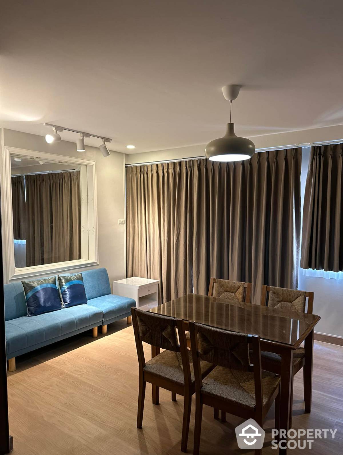 For SaleCondoSukhumvit, Asoke, Thonglor : 1-BR Condo at Saranjai Mansion Condominium near BTS Nana