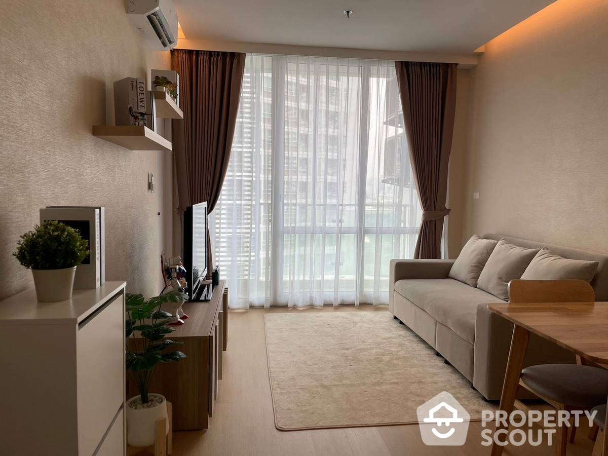 For SaleCondoRama9, Petchburi, RCA : 1-BR Condo at T.c. Green Rama 9 near MRT Phra Ram 9