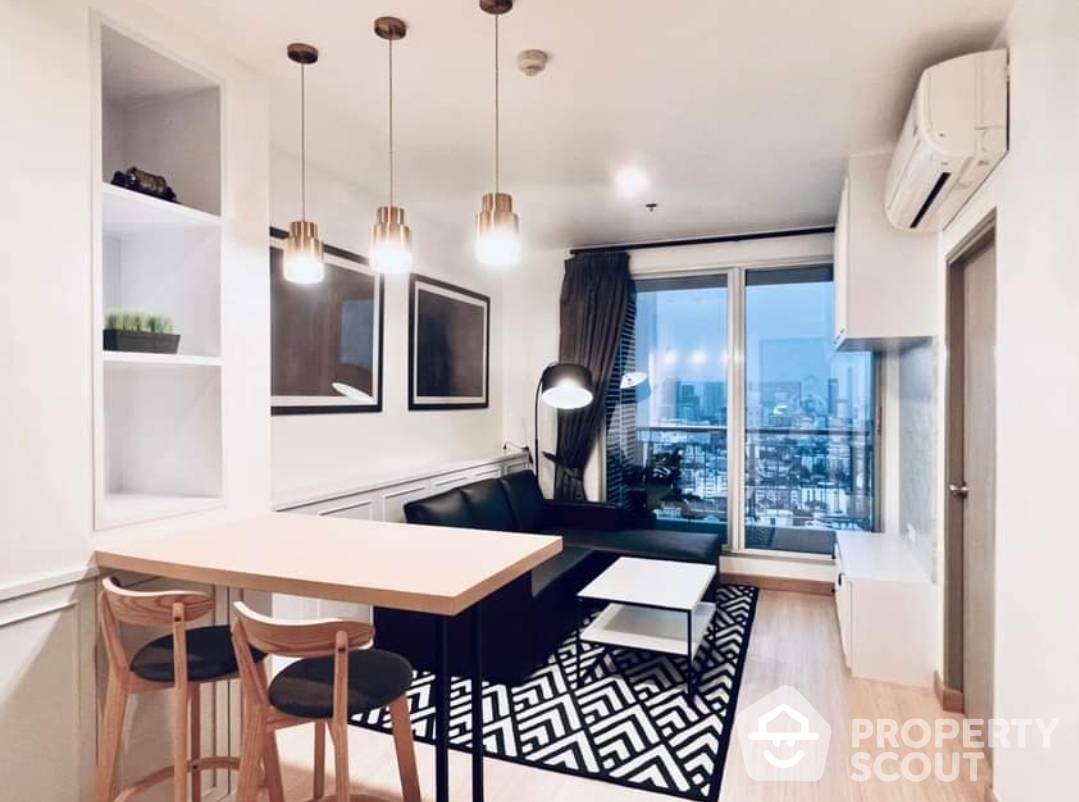 For SaleCondoLadprao, Central Ladprao : 1-BR Condo at Life @ Ladprao 18 near MRT Lat Phrao
