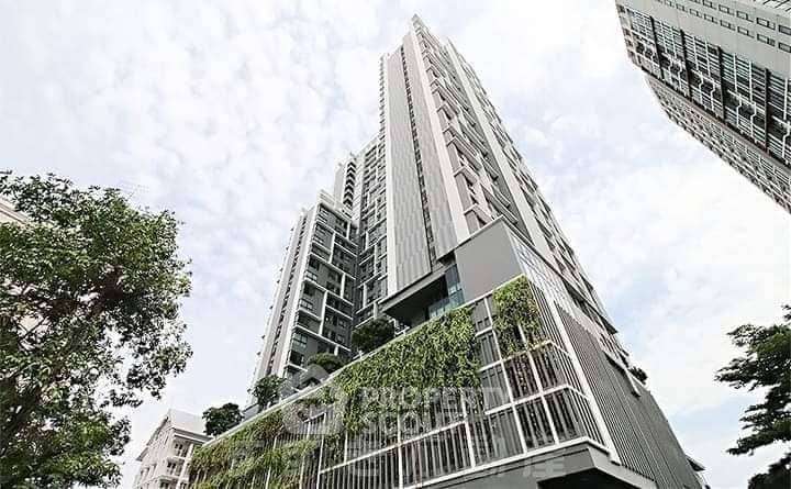 For SaleCondoWongwianyai, Charoennakor : 1-BR Condo at Ideo Mobi Sathorn near BTS Krung Thon Buri