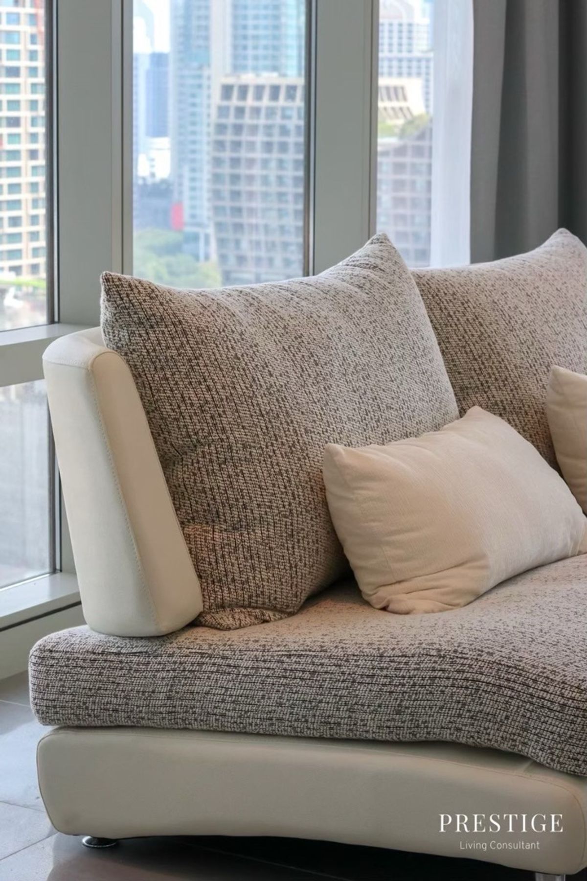 For RentCondoWitthayu, Chidlom, Langsuan, Ploenchit : 📌For RENT Rent | 185 Rajadamri - 2BR (107 SQM) 120,000 THB