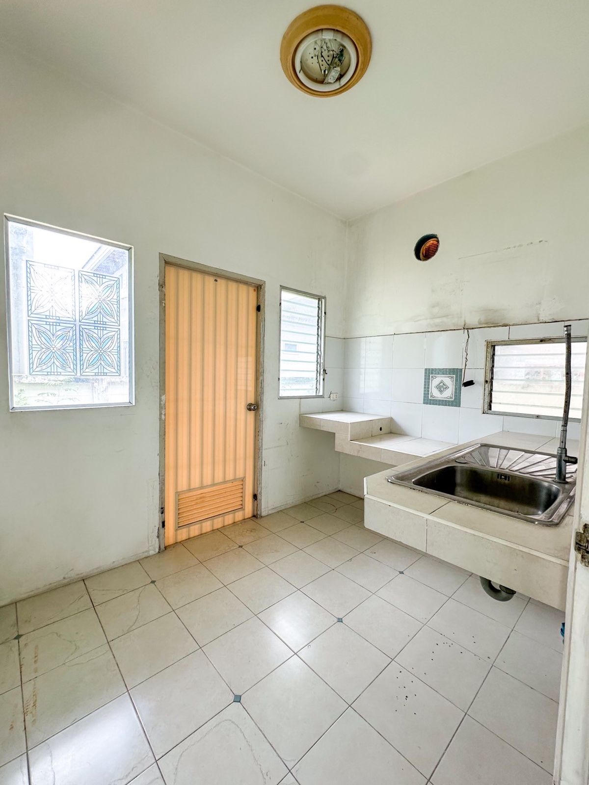 For SaleHouseRama 2, Bang Khun Thian : 🏡 Detached house with garden area! Pruek Lada 2 Tha Kham Rama 2, near the expressway, adding a special price for a special price! 🌳