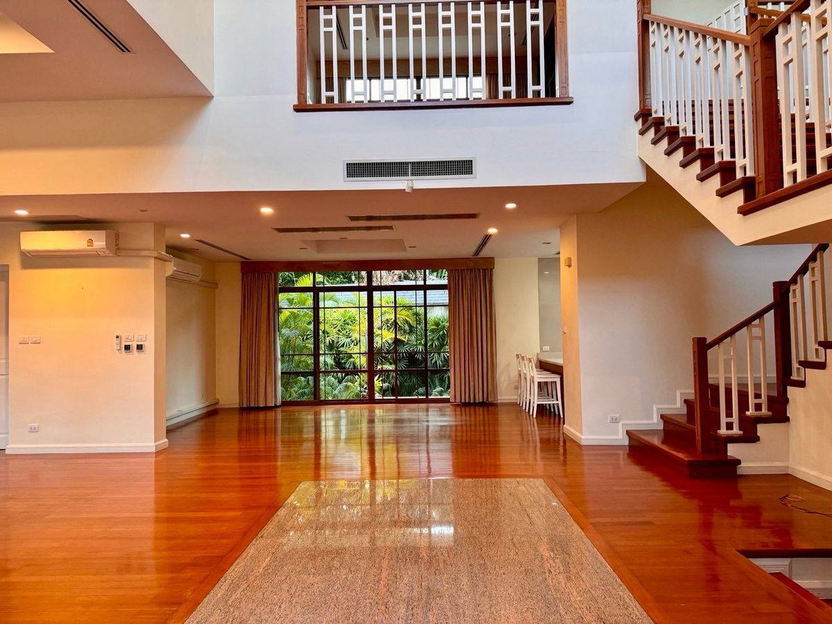 ให้เช่าบ้านอ่อนนุช อุดมสุข : เช่าบ้านหรู Baan Sansiri สุขุมวิท 67 แบบบ้าน Type B 4 นอน 5 น้ำ พื้นที่ 490 ตรม ทำเลทอง เดินทางสะดวก 