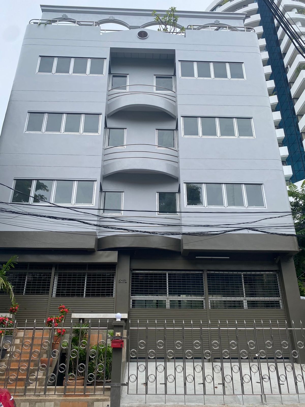ขายโฮมออฟฟิศสาทร นราธิวาส : 💼 ขาย Home Office ตึก 4 ชั้น พร้อมดาดฟ้า & ชั้นใต้ดิน | ทำเลทองเย็นอากาศ ใกล้ Market Place เพียง 160 ม.  เหมาะสำหรับออฟฟิศทุกประเภท