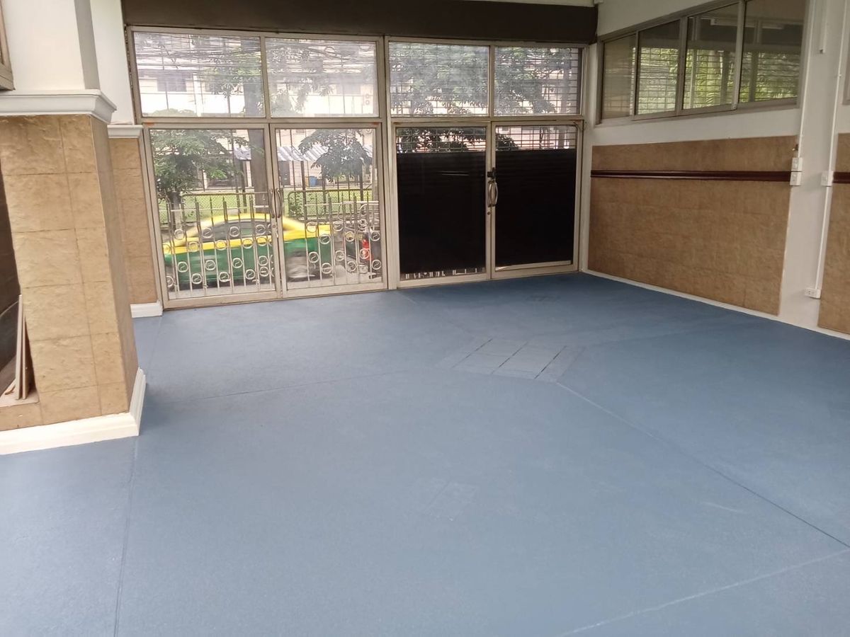 For SaleHome OfficeSathorn, Narathiwat : 💼 Sell with tenant til December 2028
4-Storey Home Office For Sale with Rooftop & Basement | Prime Yen Akat Location – Just 160m from Market Place | Ideal for All Business Types