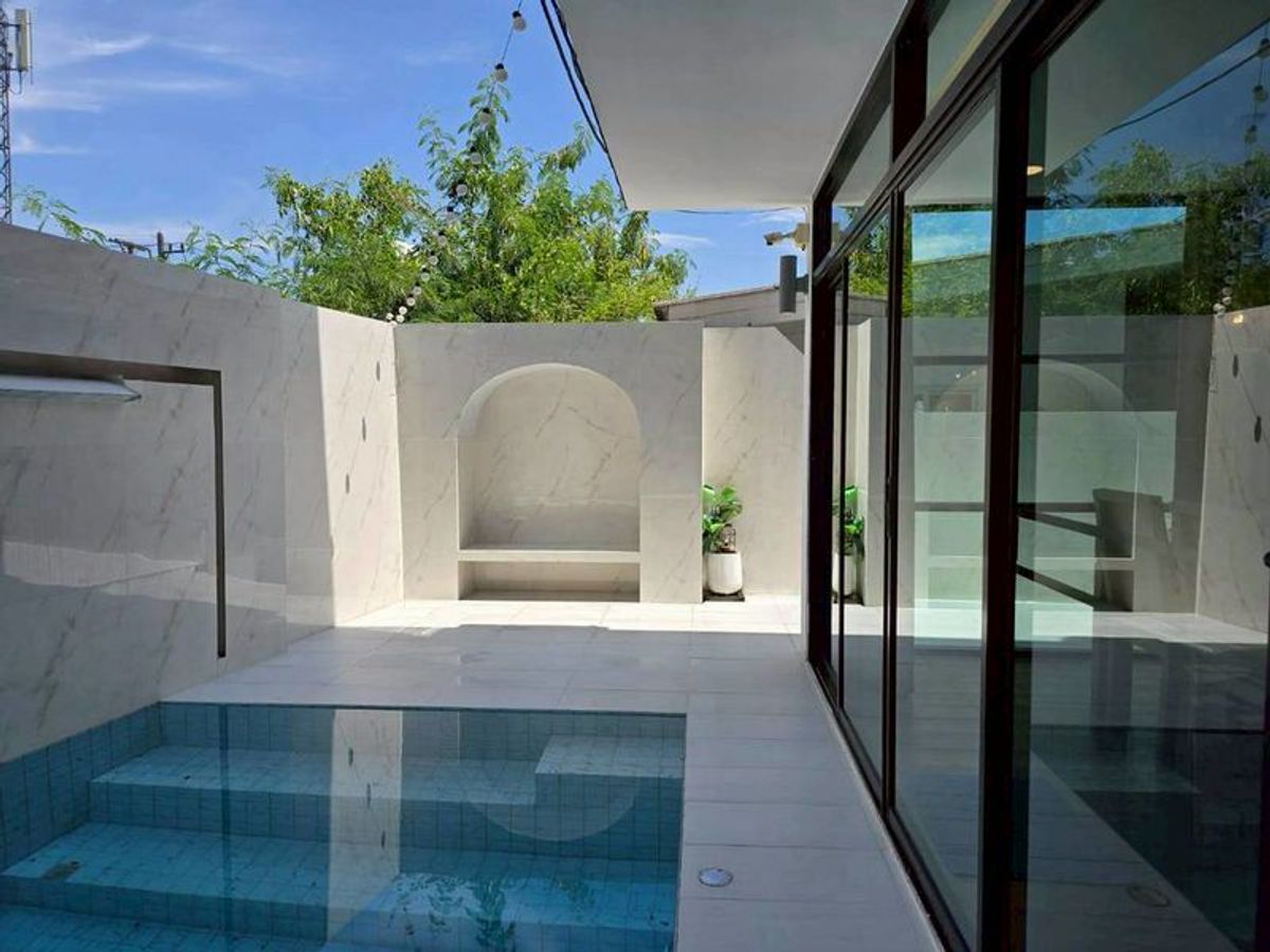 HouseChiang Mai : 豪华现代泳池别墅，配私人盐水泳池 Luxury Modern Pool Villa with Private Saltwater Pool