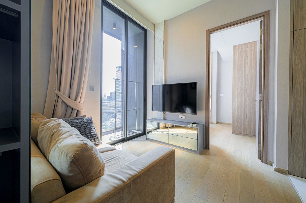 ขายคอนโดสุขุมวิท อโศก ทองหล่อ : LTH12479 – Celes Asoke Condo FOR SALE Size 34.39 sqm. 1 bed 1 bath Near BTS Asok Station ONLY 9.2 MB