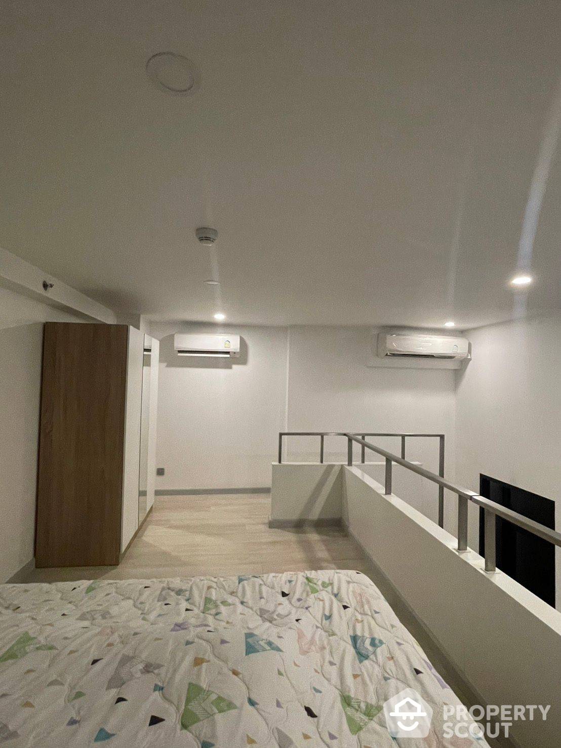For RentCondoSathorn, Narathiwat : 1-BR Condo at Knightsbridge Prime Sathorn near BTS Saint Louis