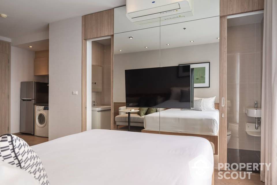 For RentCondoKhlongtoei, Kluaynamthai : 1-BR Condo at Park Origin Phrom Phong near BTS Phrom Phong