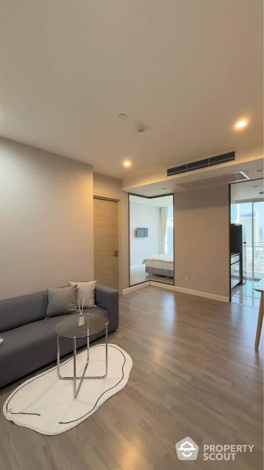 For RentCondoSathorn, Narathiwat : 1-BR Condo at The Room Sathorn near BTS Saint Louis