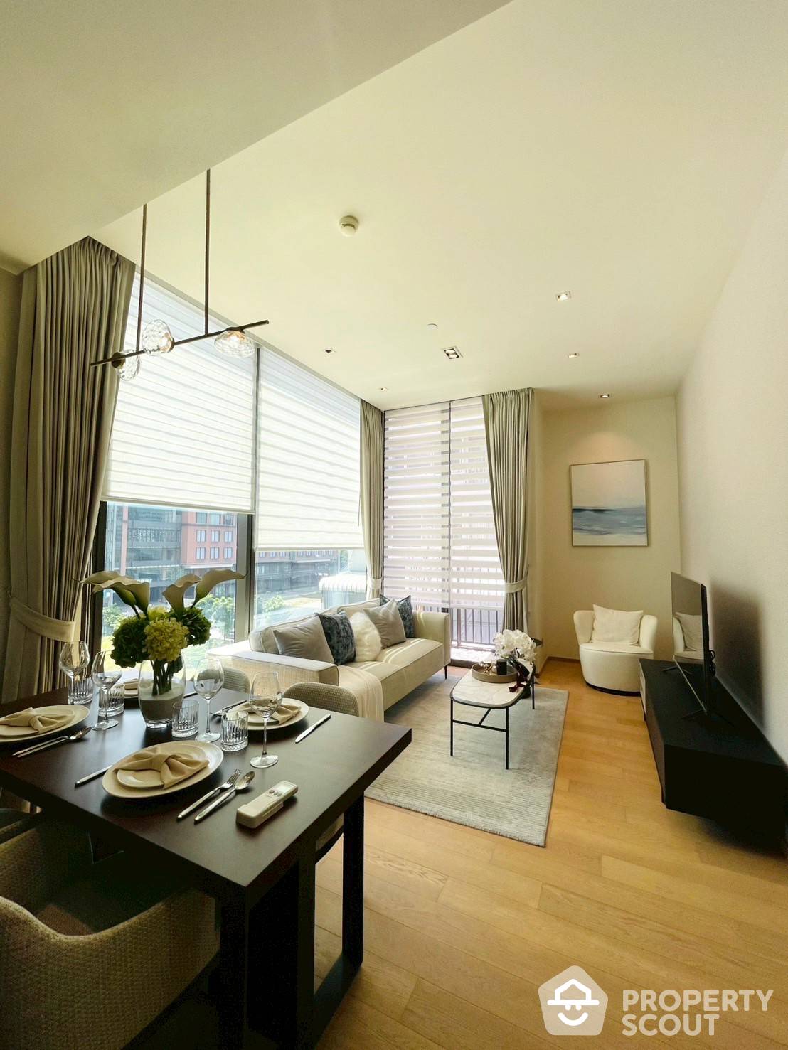ให้เช่าคอนโดวิทยุ ชิดลม หลังสวน : คอนโด 2-ห้องนอน ที่ 28 ชิดลม ใกล้ BTS ชิดลม