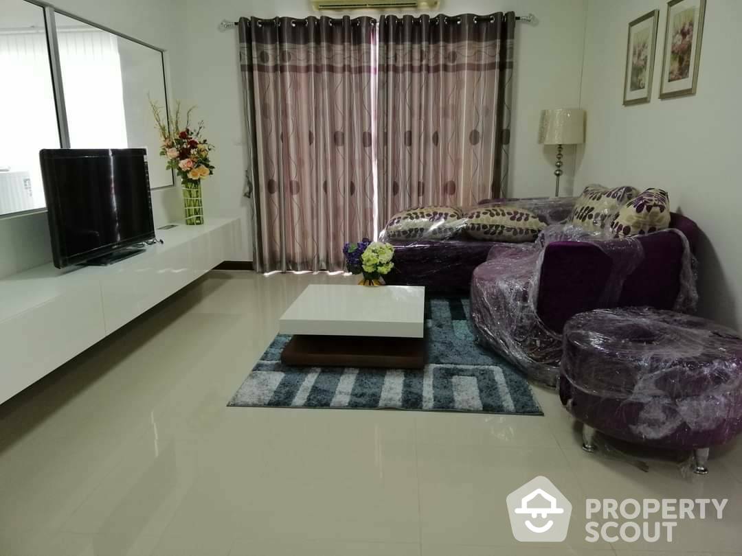 For SaleCondoKasetsart, Ratchayothin : 3-BR Condo at Supalai Park Kaset near BTS Kasetsart University