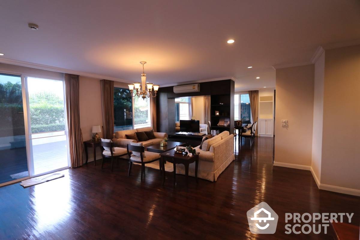 For RentCondoRama9, Petchburi, RCA : 3-BR Condo at Leticia Rama 9 in Bang Kapi