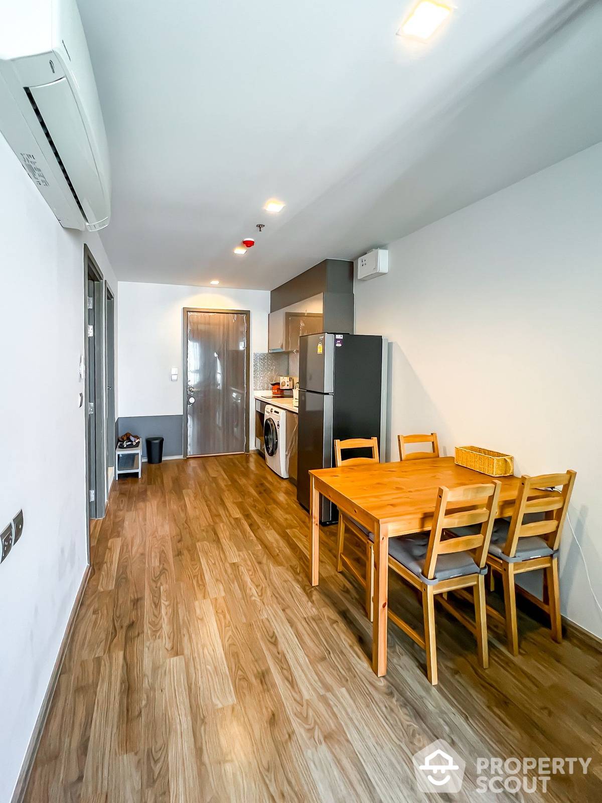 For RentCondoLadprao, Central Ladprao : 1-BR Condo at Life Ladprao Valley near BTS Ha Yaek Lat Phrao