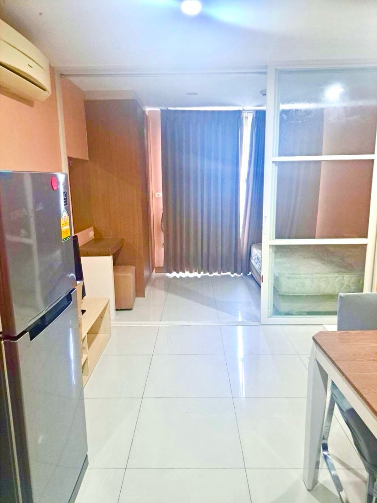 ให้เช่าคอนโดพัฒนาการ ศรีนครินทร์ : 📍8,000.-/ด รับจอง ก่อนปิดดิว New ห้องพร้อมอยู่ อิลีเม้นท์ ศรีนครินทร์  ขนาด 30 ตร.ม. 1 น 1 น้ำ  ห้องสวยอยู่สบายติดต่อ ป้าแหม่ม ค่ะ Tel/Line:0992982923 