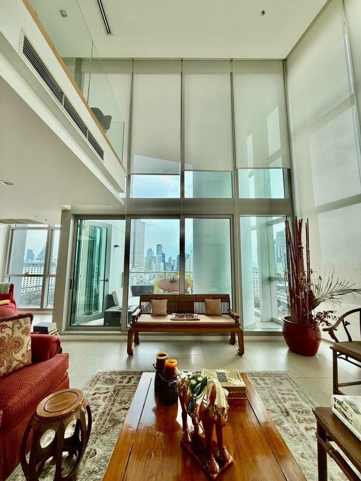For RentCondoWongwianyai, Charoennakor : ♦ Duplex Type ♦ Floor 50+ 330.72 sq.m. | 3 bedrooms, 4 bathrooms | Sathorn Bridge view | Condo near Icon Siam 3 minutes, BTS Saphan Taksin 3 minutes 
 
