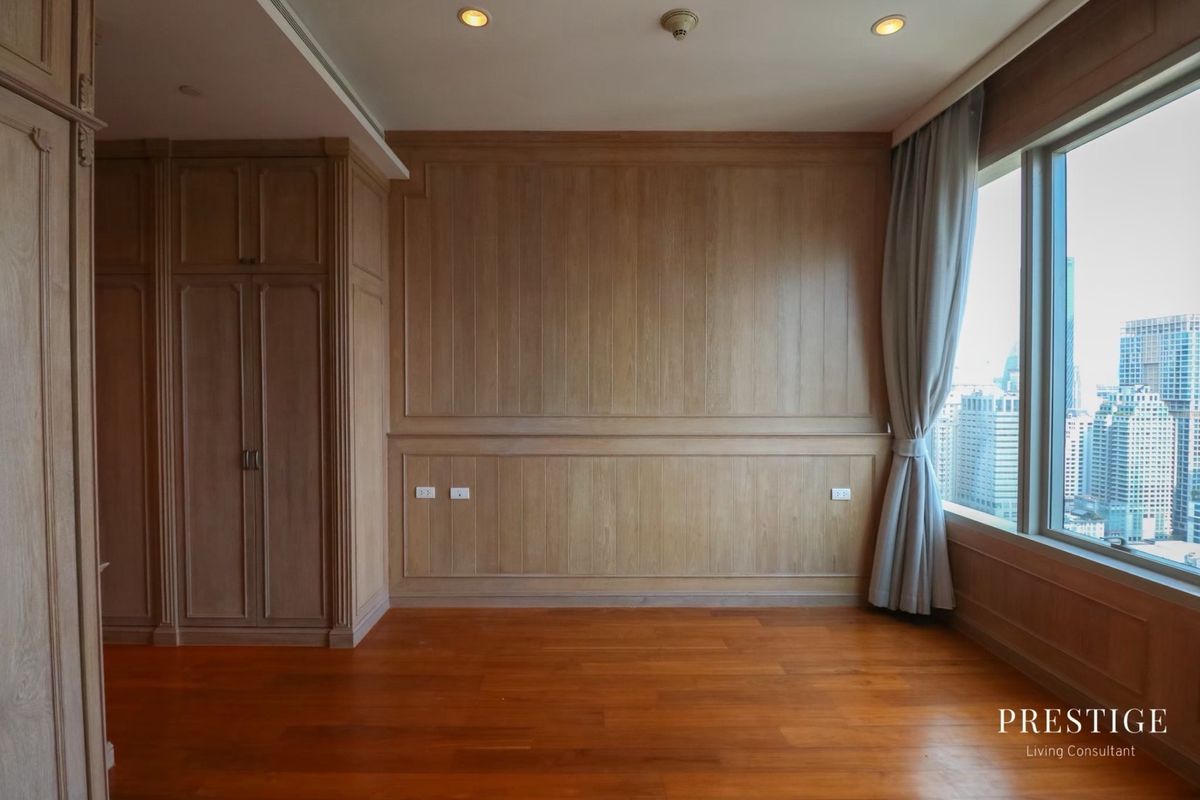 For RentCondoWitthayu, Chidlom, Langsuan, Ploenchit : 📌For RENT Rent | 185 Rajadamri - 4BR (299 SQM) 300,000 THB