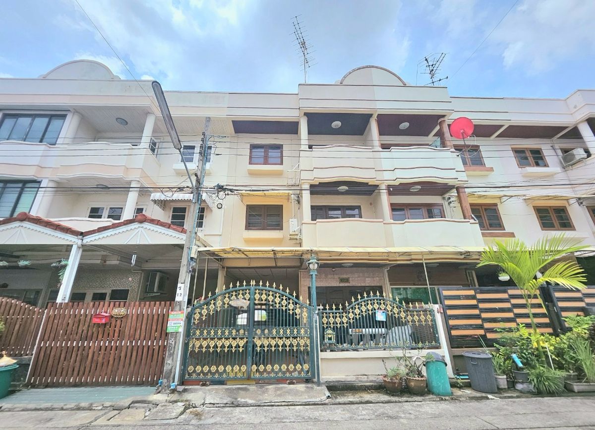 ขายทาวน์โฮมราษฎร์บูรณะ สุขสวัสดิ์ : 🏡 ขาย ทาวน์เฮ้าส์​ 3 ชั้น แกรนด์โฮม ประชาอุทิศ 33 ขายตามสภาพ ทำเลดี เข้าออกได้หลายทาง