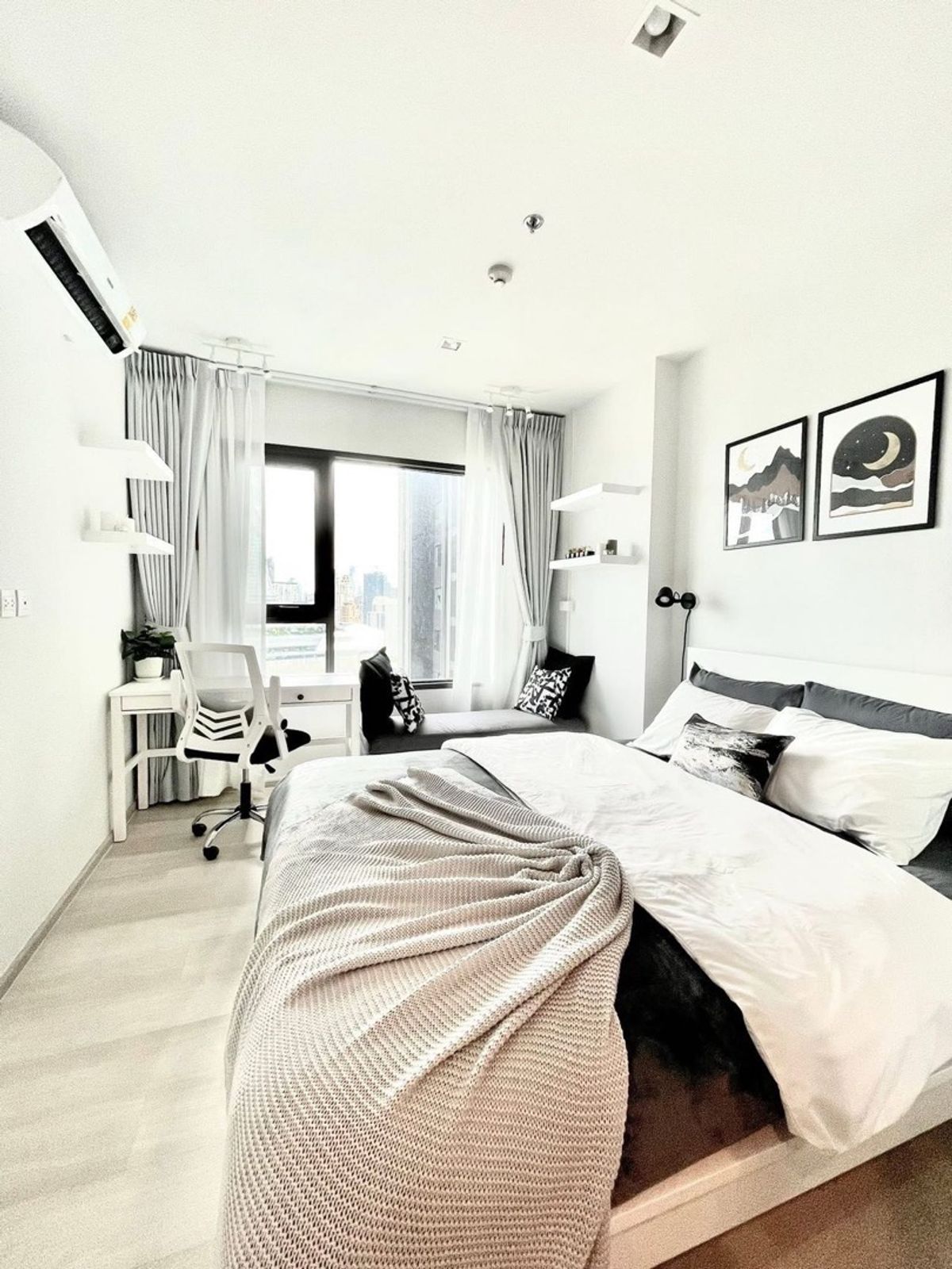 For RentCondoWitthayu, Chidlom, Langsuan, Ploenchit : 🌆 Luxury view room in the heart of the radio | STYLISH High-Rise Unit @ Wireless RD | 無敵景觀‧高樓豪華單位