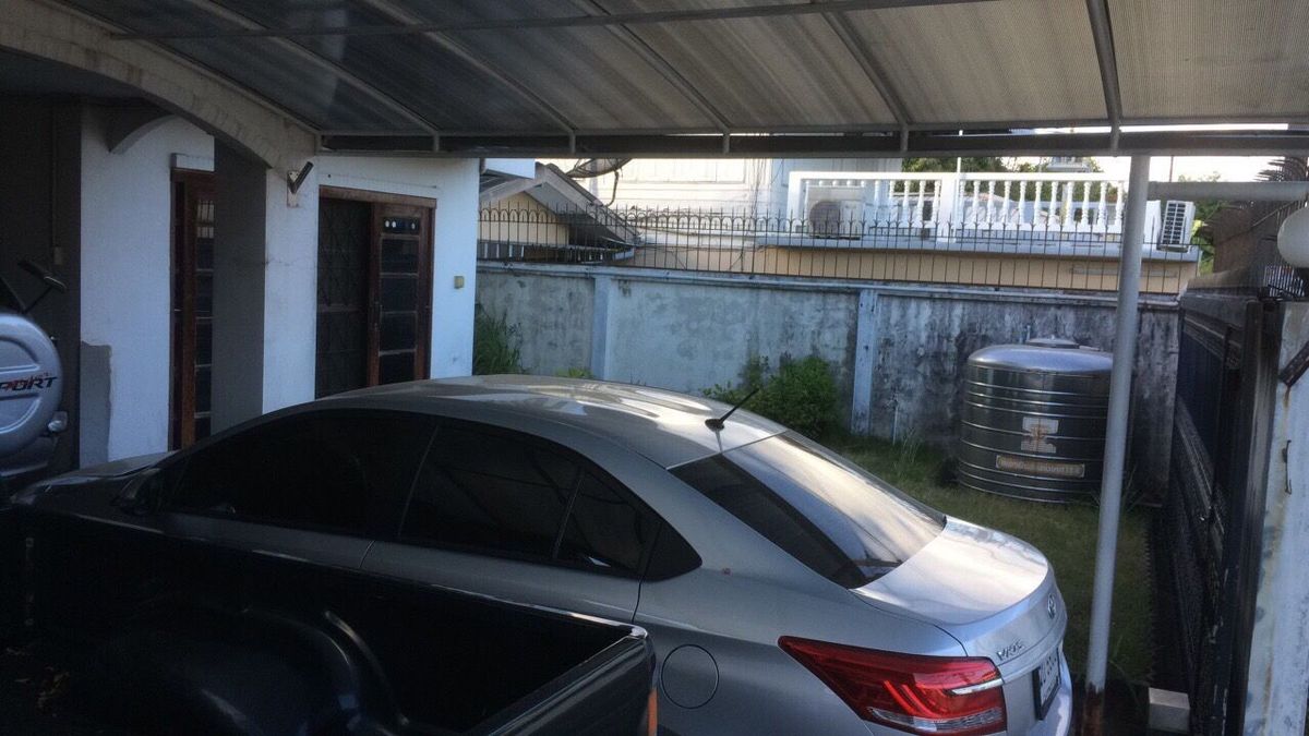 ขายบ้านลาดพร้าว เซ็นทรัลลาดพร้าว : 72ตรว 5นอน5น้ำ บ้านเดี่ยว 2 ชั้น ลาดพร้าว 35 จตุจักร