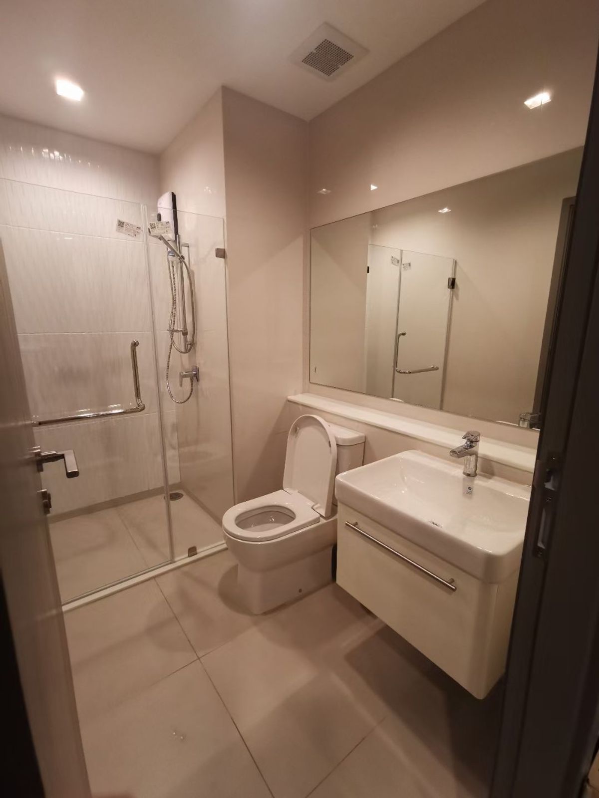 For RentCondoRama9, Petchburi, RCA : For rent Life Asoke Hype Price 25,000 baht [TTr250506]