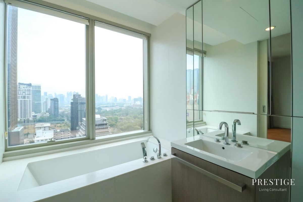 For RentCondoWitthayu, Chidlom, Langsuan, Ploenchit : 📌For RENT Rent | 185 Rajadamri - 4BR (360 SQM) 380,000 THB