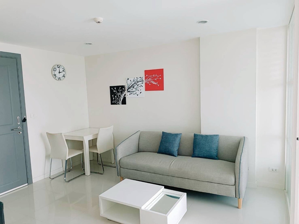 ให้เช่าคอนโดพัฒนาการ ศรีนครินทร์ : 📍10,000 รับจอง ก่อนปิดดิว New ห้องพร้อม ปลายเดือน ธค 68  อิลีเม้นท์ ศรีนครินทร์  ชั้น 6 ขนาด 37 ตร.ม. 1 น 1 น้ำ  ห้องสวยอยู่สบายติดต่อ ป้าแหม่ม ค่ะ Tel/Line:0992982923 