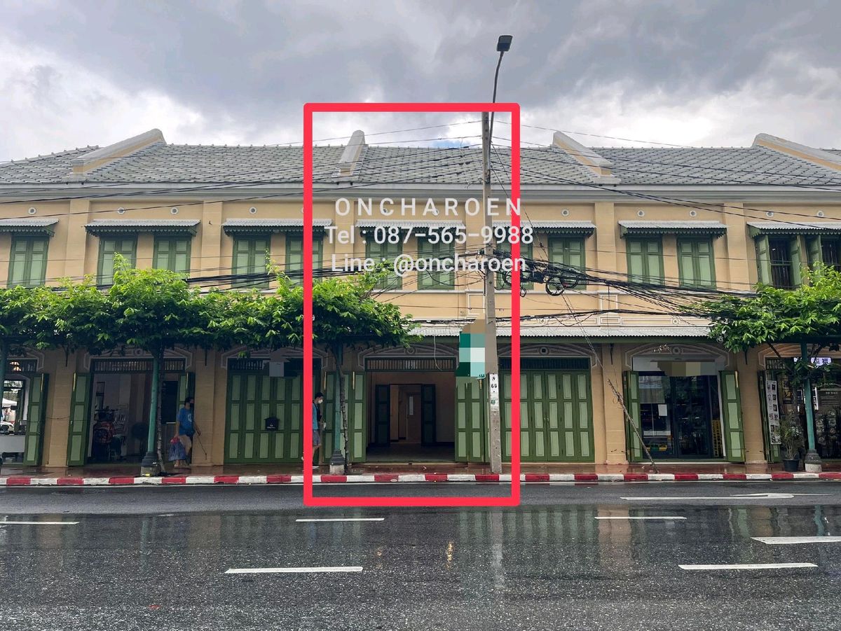 For RentRetail SpaceYaowarat, Banglamphu : Rent a commercial building, gold location Next to Yaowarat Road (MRT Sam Yot 700M)