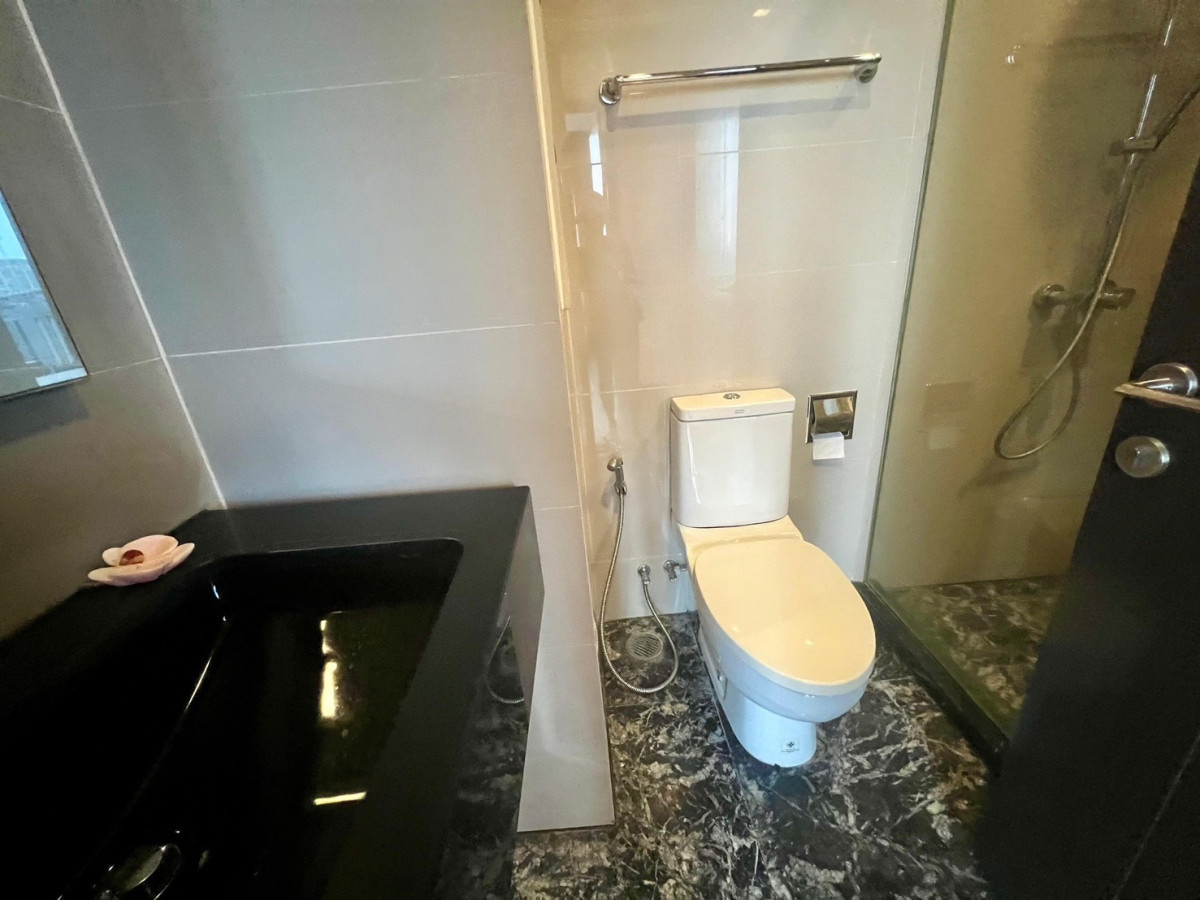 ขายคอนโดสุขุมวิท อโศก ทองหล่อ : ขายคอนโด เอดจ์ สุขุมวิท 23 ชั้นสูง BTS-อโศก คลองเตยเหนือ เขต วัฒนา กรุงเทพ   CX-144421