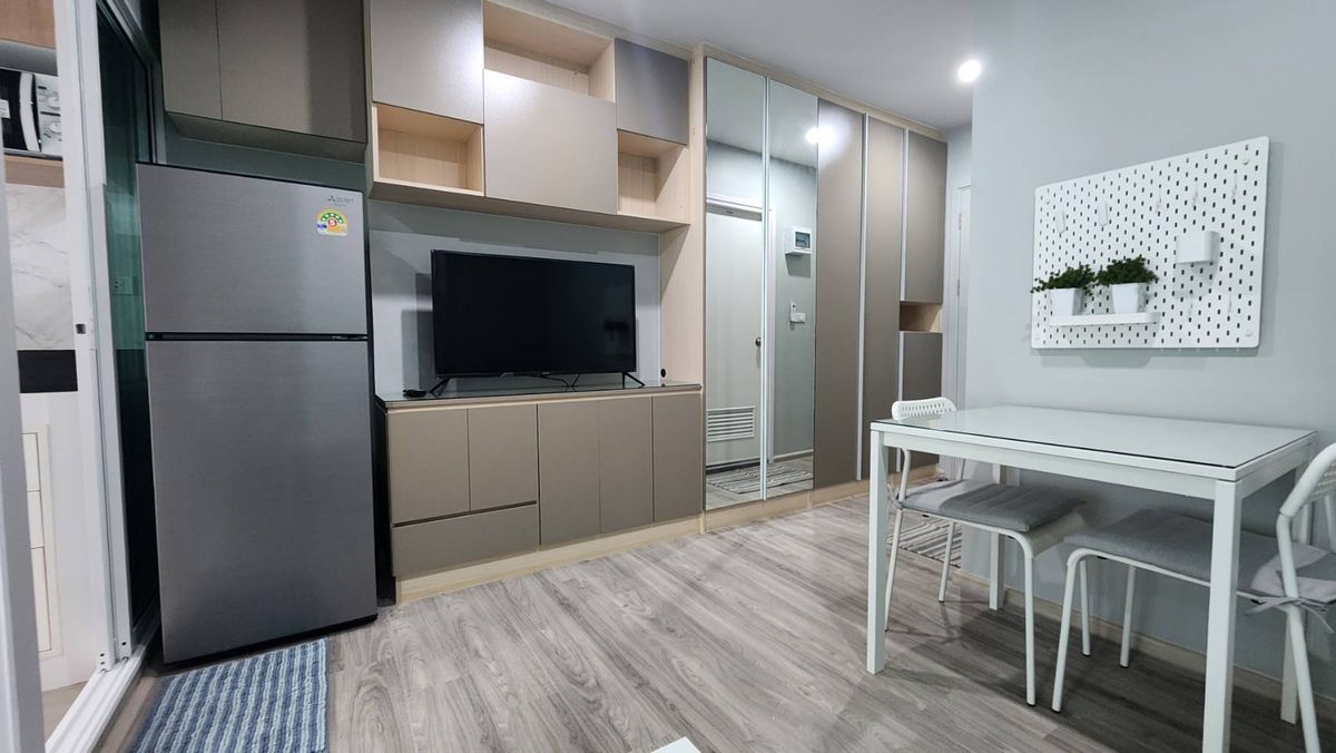 ให้เช่าคอนโดบางนา แบริ่ง ลาซาล : ให้เช่า Regent Home Bangna - Condo for rent 15 Floor City View - 10,000 THB.