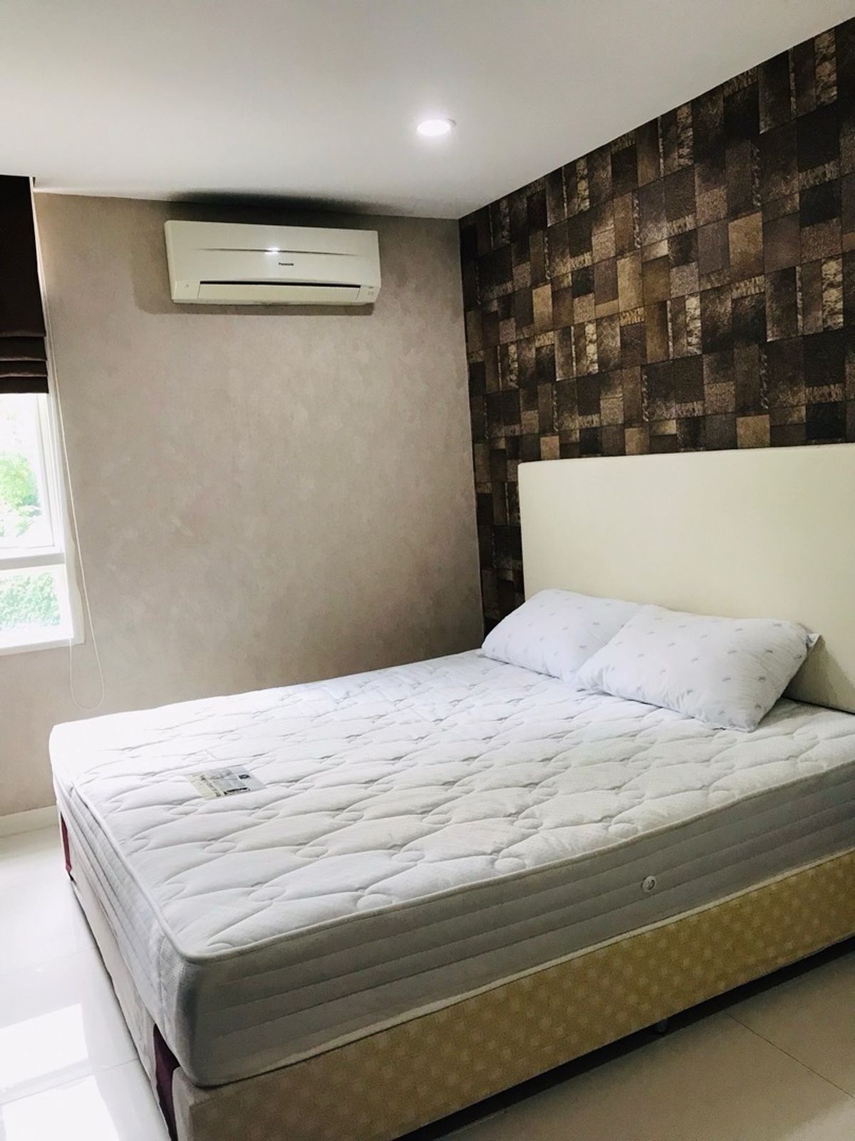 ให้เช่าคอนโดพัฒนาการ ศรีนครินทร์ : 📍New ห้องว่างกลางเดือน มิย.68 อิลีเม้นท์ ศรีนครินทร์ ขนสด 40 ตร.ม. 1 น 1 น้ำ ห้องนอน เป็นประตูทึบไม่ใช่กระจกบานสไลด์ ห้องสวยอยู่สบายติดต่อ ป้าแหม่ม ค่ะ Tel/Line:0992982923 Tu3/2/38